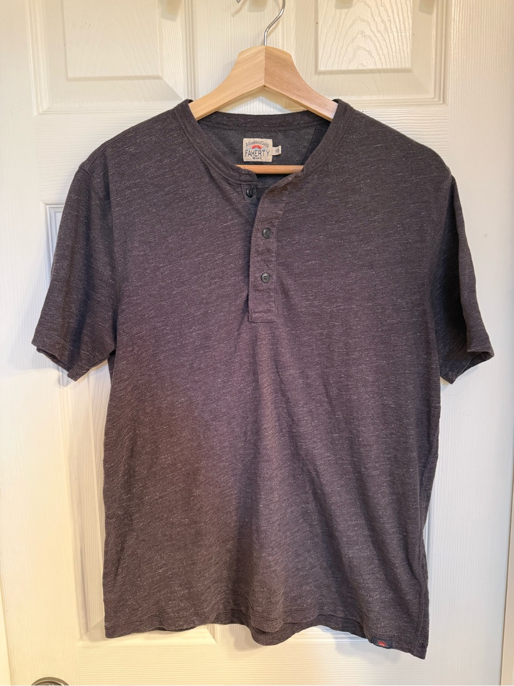 Faherty Heathered Washed Black Short-Sleeve Henley